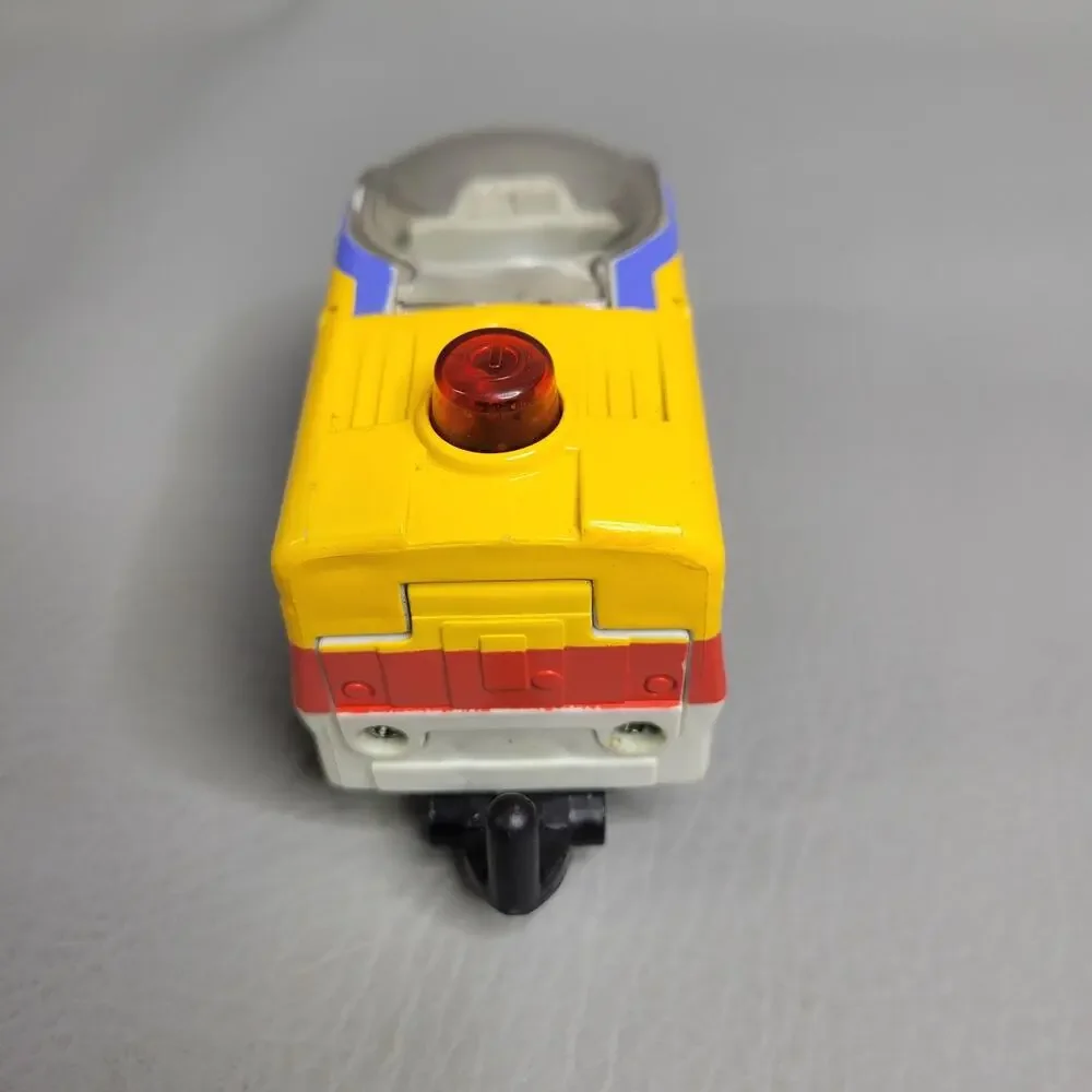 GeoTrax Rapid Rescue Water Canon Firehose Trolley Street Car Yellow Aero Eric